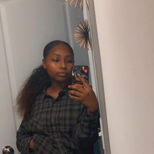 Meet your Posher, Samiah